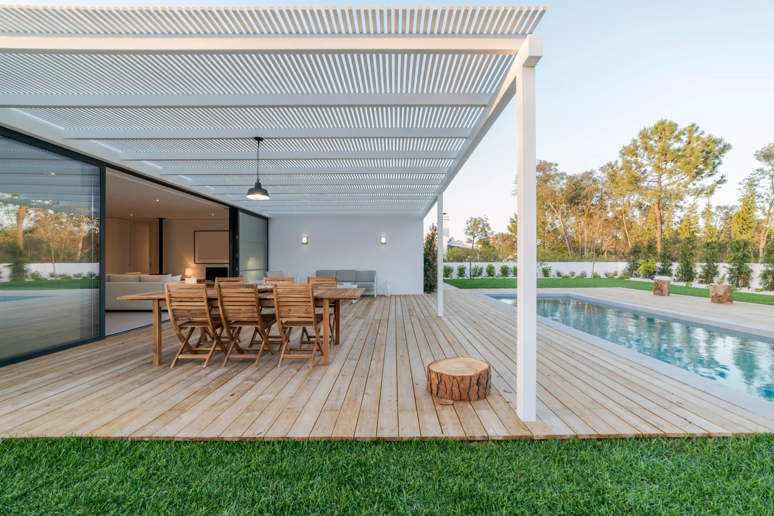 Outdoor Pergola vs Covered Patio