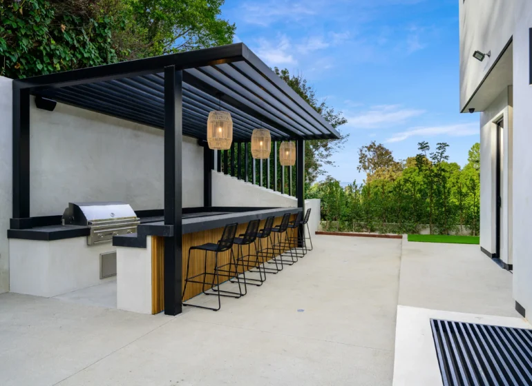 Modern Pergola Designs